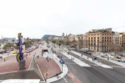 Pis reformat i moblat amb 2 dorm. i piscina -35