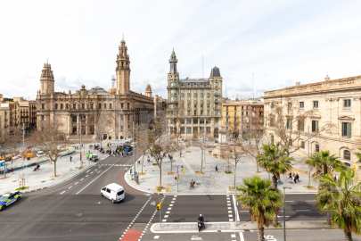 Pis reformat i moblat amb 2 dorm. i piscina -37