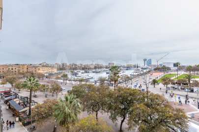 1840 APARTMENTS– Renovated and furnished 2-bedroom flat with pool -15