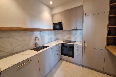 1840 APARTMENTS– Piso reformado y amueblado con 2 dorm. y piscina -23