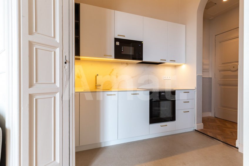 1840 APARTMENTS– Pis reformat i moblat de 2 dorm. amb piscina -3