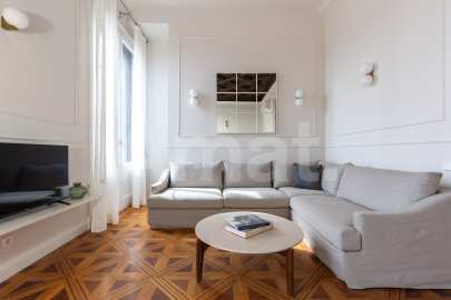 1840 APARTMENTS– Pis reformat i moblat de 2 dorm. amb piscina -12