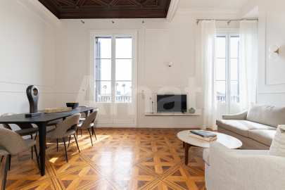 1840 APARTMENTS– Pis reformat i moblat de 2 dorm. amb piscina -15