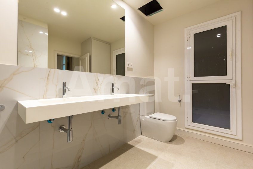 1840 APARTMENTS– Piso reformado y amueblado con 2 dorm.  con piscina -11