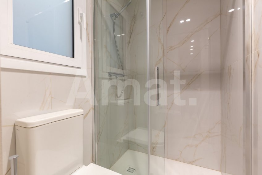 1840 APARTMENTS– Piso reformado y amueblado con 2 dorm.  con piscina -15