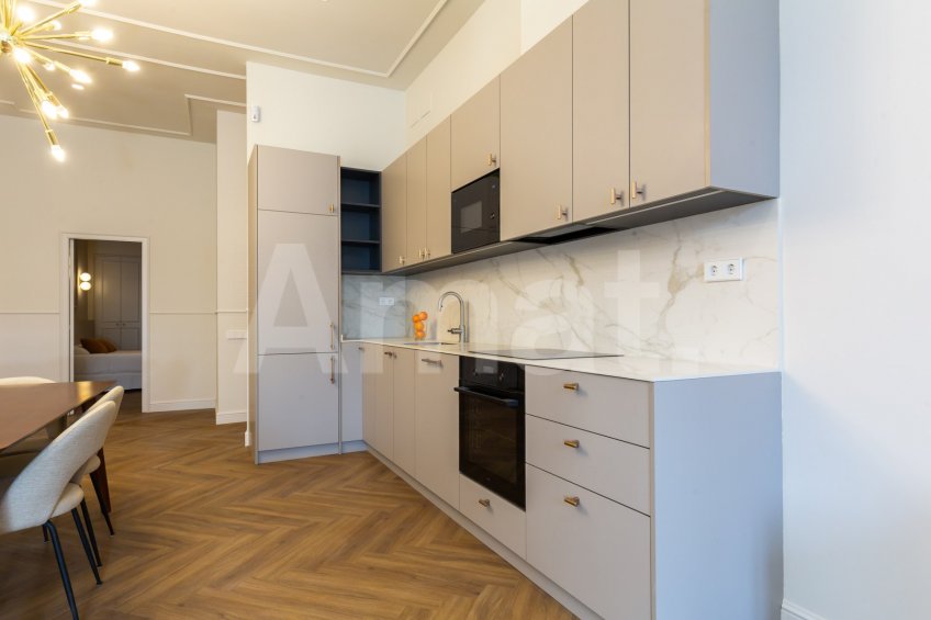 1840 APARTMENTS– Piso reformado y amueblado con 2 dorm.  con piscina -8