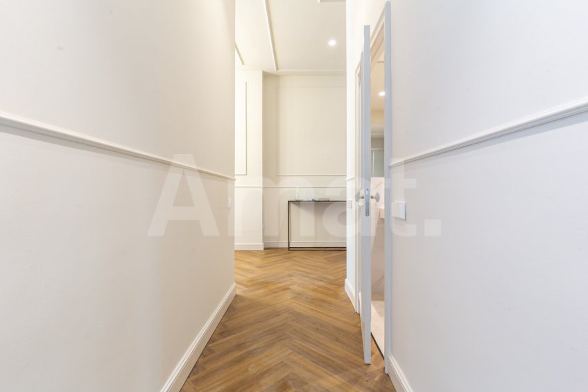 1840 APARTMENTS– Piso reformado y amueblado con 2 dorm.  con piscina -9