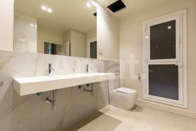1840 APARTMENTS– Piso reformado y amueblado con 2 dorm.  con piscina -11