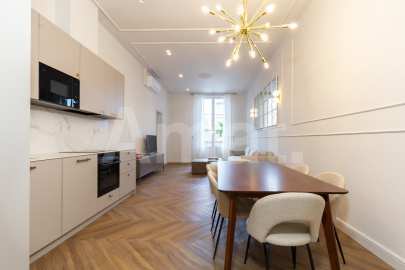 1840 APARTMENTS– Piso reformado y amueblado con 2 dorm.  con piscina -6