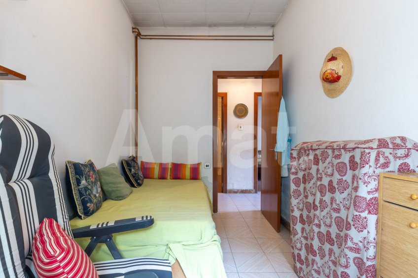 Casa unifamiliar con jardín, a reformar, al lado de la Biblioteca -19