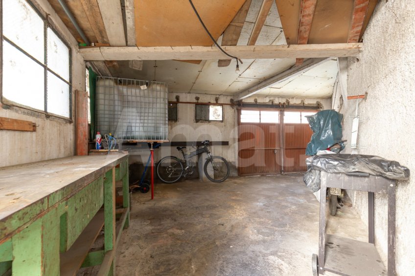 Casa unifamiliar con jardín, a reformar, al lado de la Biblioteca -24