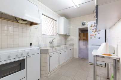 Casa unifamiliar con jardín, a reformar, al lado de la Biblioteca -5