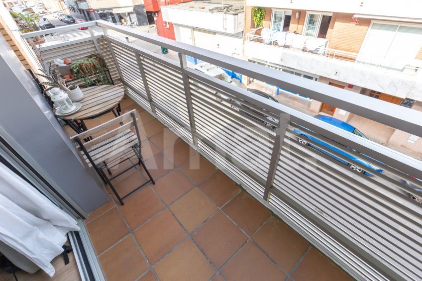 Ático dúplex con terraza y reformado, en el centro -18