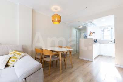 Ático dúplex con terraza y reformado, en el centro -11