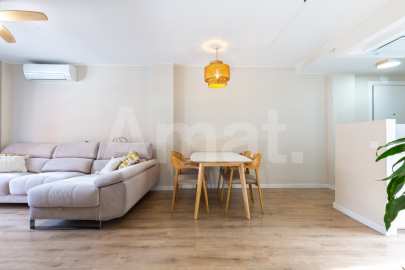 Ático dúplex con terraza y reformado, en el centro -2