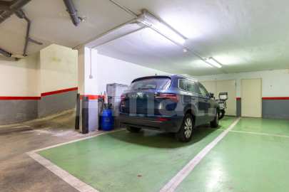 Ático dúplex con terraza y reformado, en el centro -43