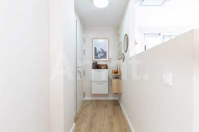 Ático dúplex con terraza y reformado, en el centro -5