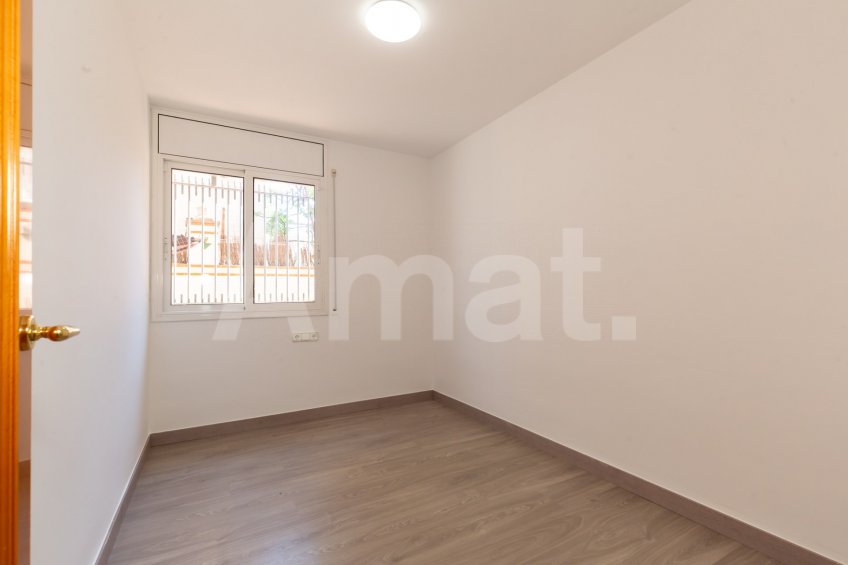 Fantástico piso de 4 dormitorios en planta baja con jardín -19