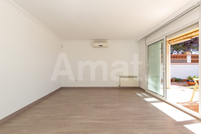 Fantástico piso de 4 dormitorios en planta baja con jardín -8