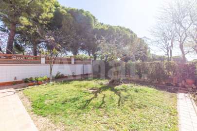 Fantástico piso de 4 dormitorios en planta baja con jardín -4