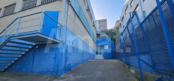 Nave adosada, en polígono Sud-Oest -14