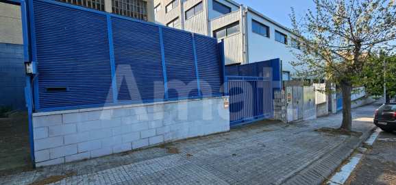 Nave adosada, en polígono Sud-Oest -16