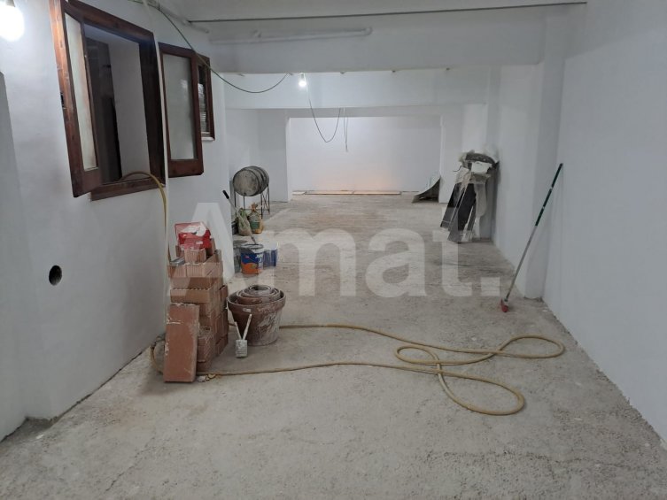 Magnífic local a Séneca. -8