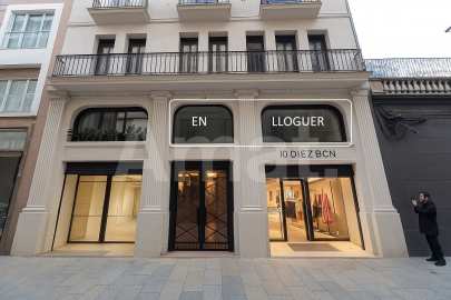 Magnífic local a Séneca. -3