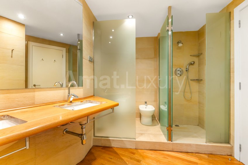 Exclusive penthouse with large terrace and views, in Bonanova -19