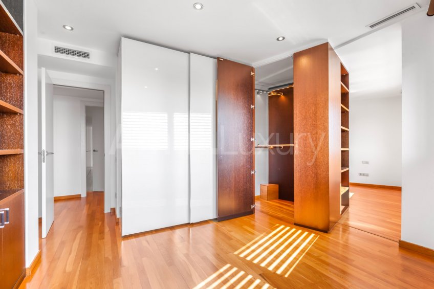 Exclusive penthouse with large terrace and views, in Bonanova -21