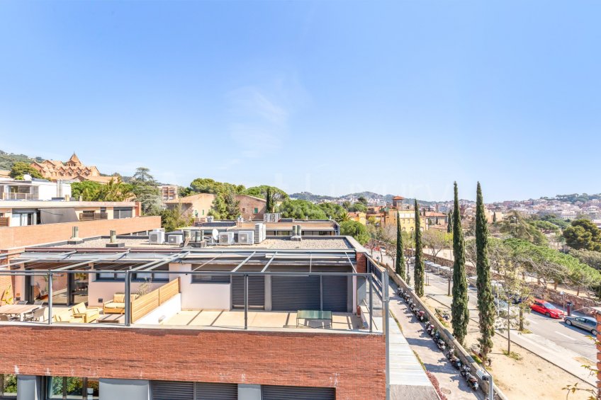 Exclusive penthouse with large terrace and views, in Bonanova -29