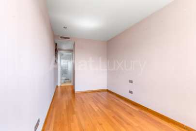 Exclusive penthouse with large terrace and views, in Bonanova -26