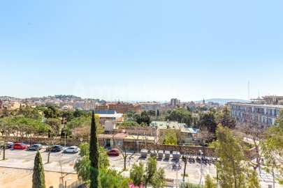 Exclusive penthouse with large terrace and views, in Bonanova -4