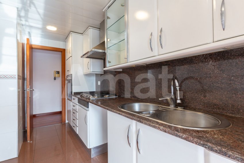 Bright flat with wraparound terrace, in Torreblanca -10
