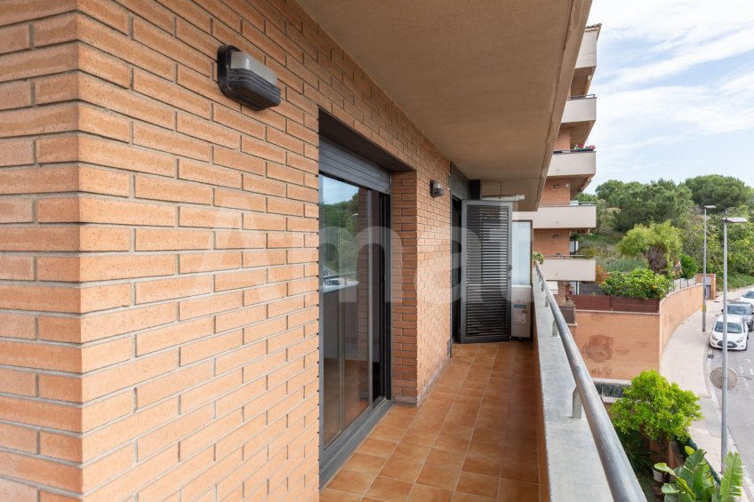 Bright flat with wraparound terrace, in Torreblanca -12