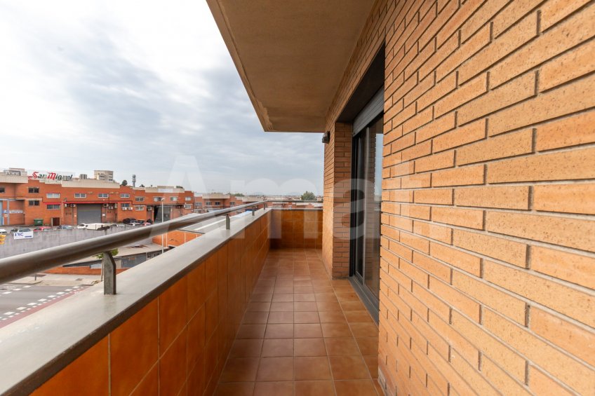 Bright flat with wraparound terrace, in Torreblanca -3
