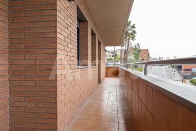 Bright flat with wraparound terrace, in Torreblanca -14