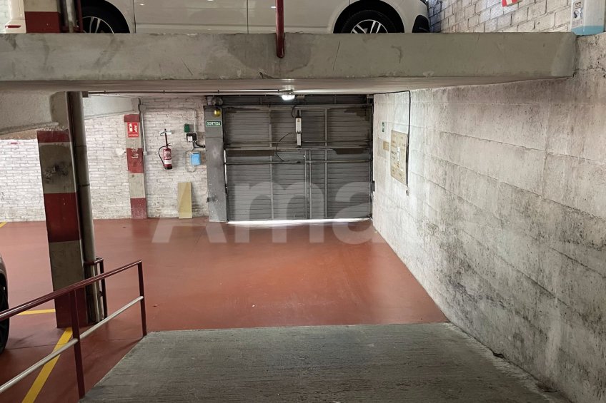 Plaça de pàrquing en venda al centre de Sant Just Desvern -12