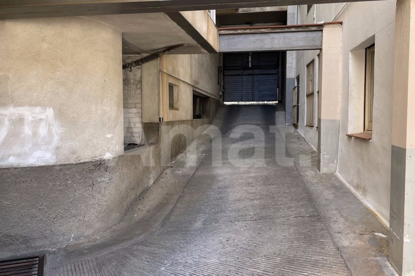 Plaça de pàrquing en venda al centre de Sant Just Desvern -3