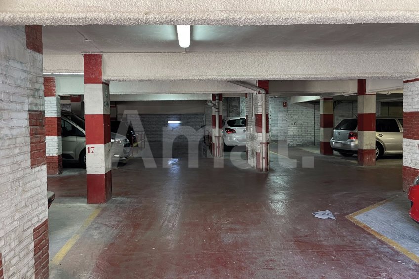 Plaça de pàrquing en venda al centre de Sant Just Desvern -5