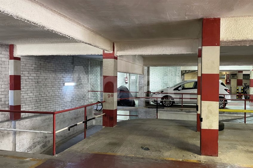 Plaça de pàrquing en venda al centre de Sant Just Desvern -8