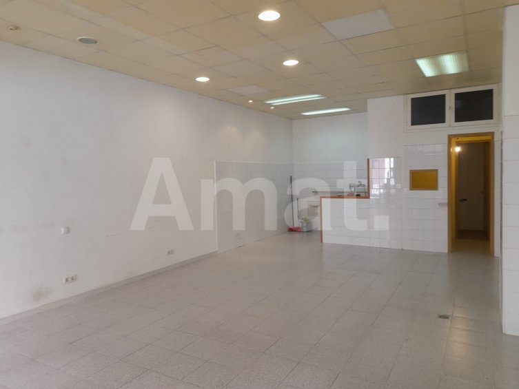 Local comercial al Barri Centre -9