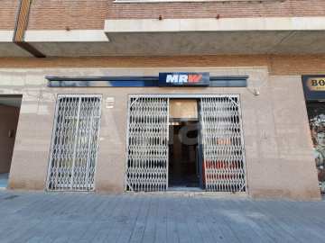 Local comercial a peu de carrer a Avinguda de Cornellà, Esplugues
