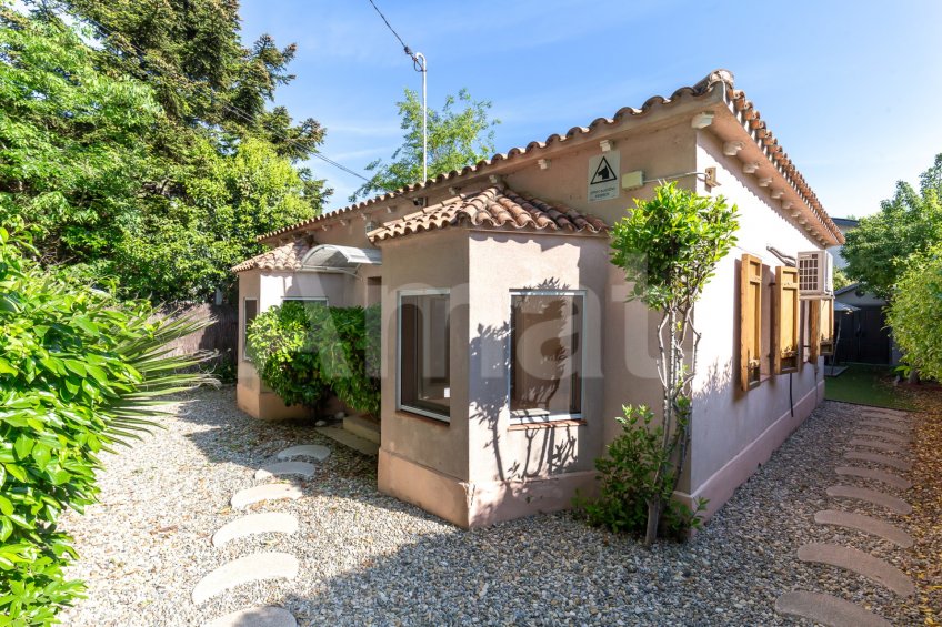 Casa unifamiliar en venda a Mirasol -18