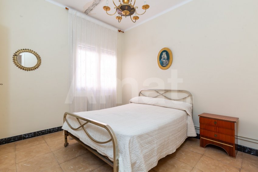Casa con 2 viviendas, en Santa Maria de Montcada -55