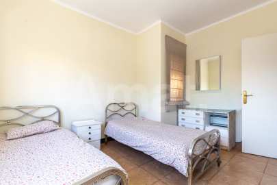 Casa con 2 viviendas, en Santa Maria de Montcada -54