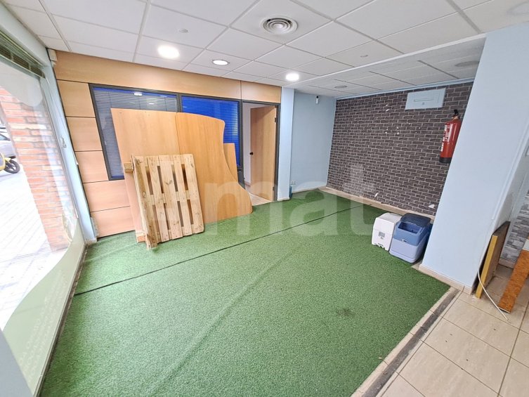 Local comercial de 320 m² en dues plantes a Travessera de Dalt -3