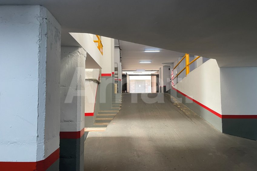 PÁRQUING EN VENTA EN PLENO CENTRO DE ESPLUGAS -6