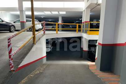 PÁRQUING EN VENTA EN PLENO CENTRO DE ESPLUGAS -5