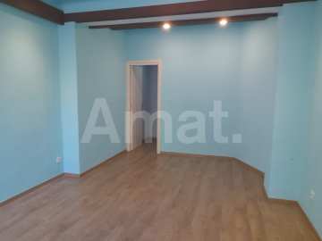 Local comercial al centre de Sant Just Desvern -3